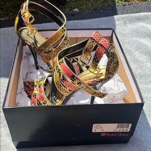 Michael Antonio Yellow and Red Snakeskin Heels size 9M
